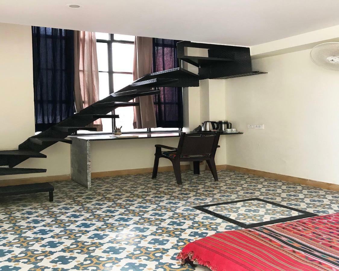 Jaisal Castle Homestay Jaipur Bagian luar foto